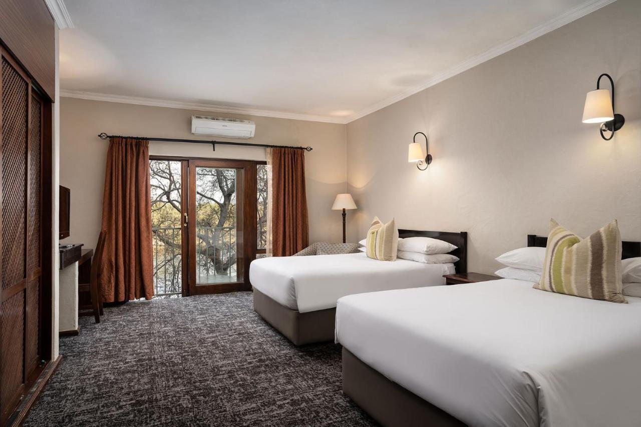 Hotel Premier Roodevalley 3*
